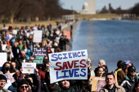 Trump’s War on Science Has US Healthcare Experts Stunned: ‘They Are Ignoring Science’
